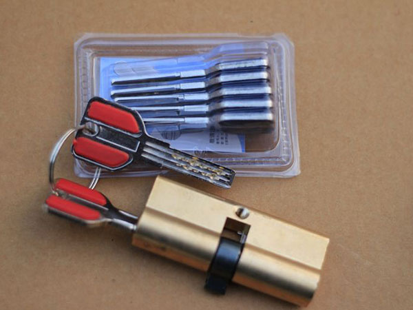 浑江24小时上门开锁公司